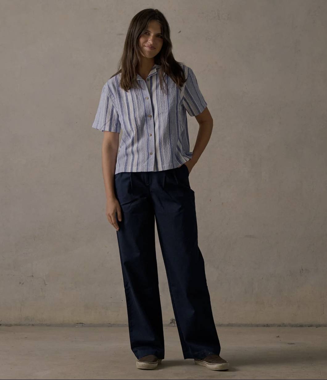BOXY BUTTON UP SHIRT