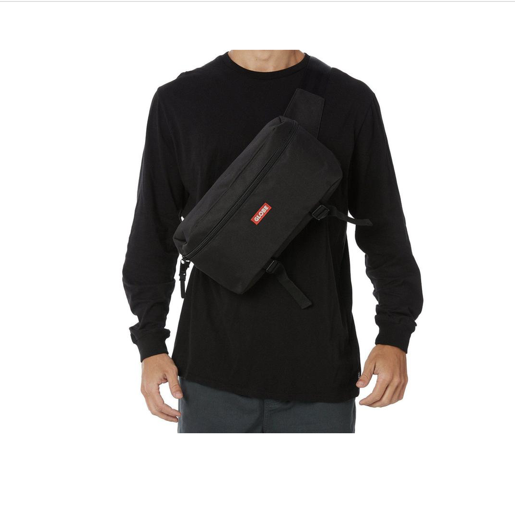 BAR SHOULDER PACK  .